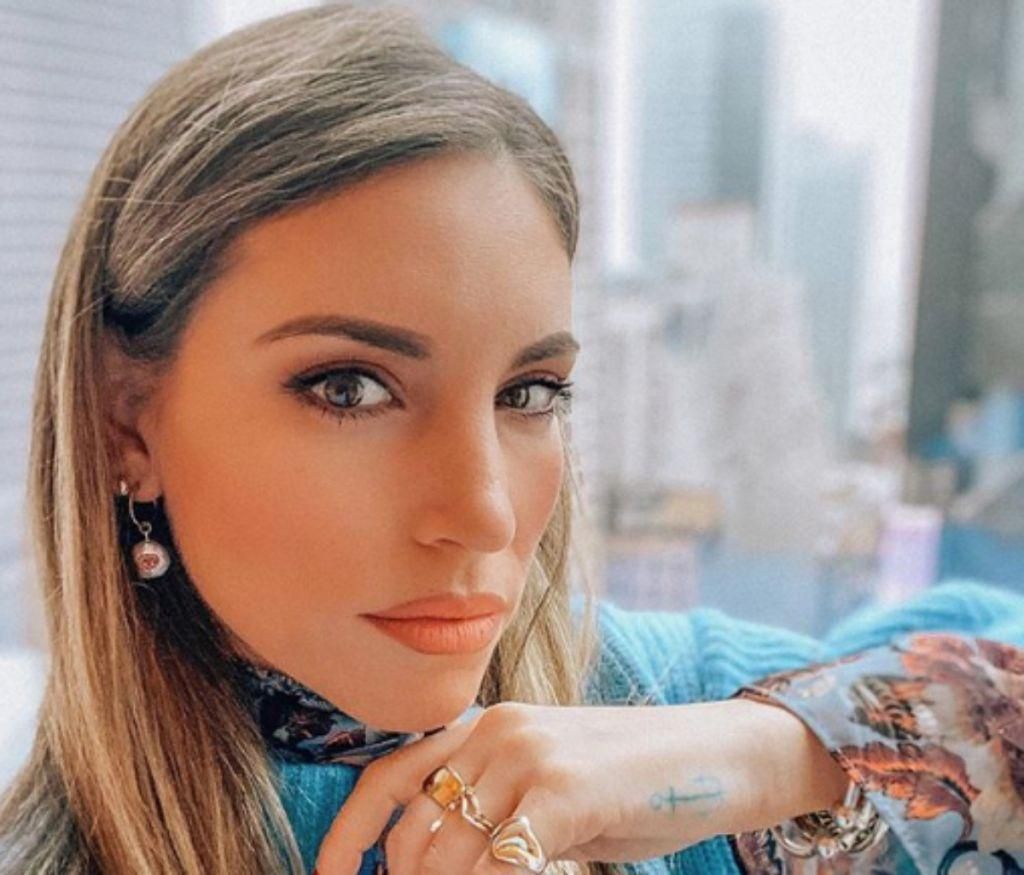 Αθηνά Οικονομάκου: «Είναι δύσκολο για έναν άντρα να έχει μια γυναίκα γνωστή»