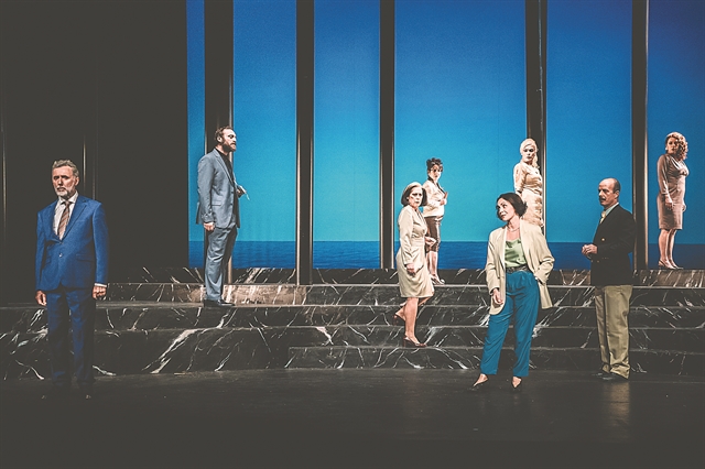 «Μια διασκευή πιστή στο πνεύμα του Ιψεν»