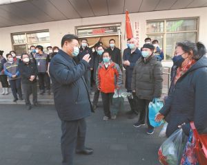 Φρένο στις… business Κινέζων με τις μάσκες