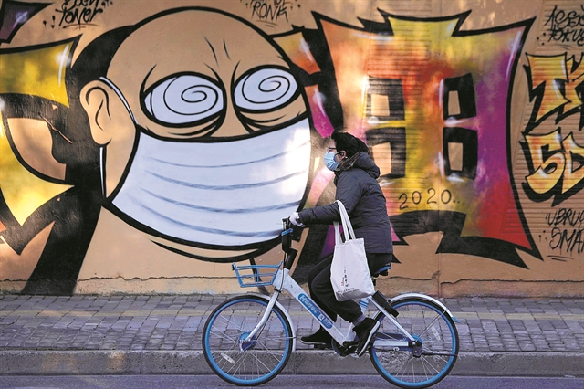 Τα μάτια μας… 14 για τις μολύνσεις