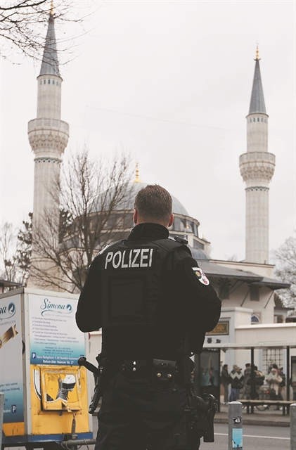 Μια ανεξέλεγκτη ωρολογιακή βόμβα