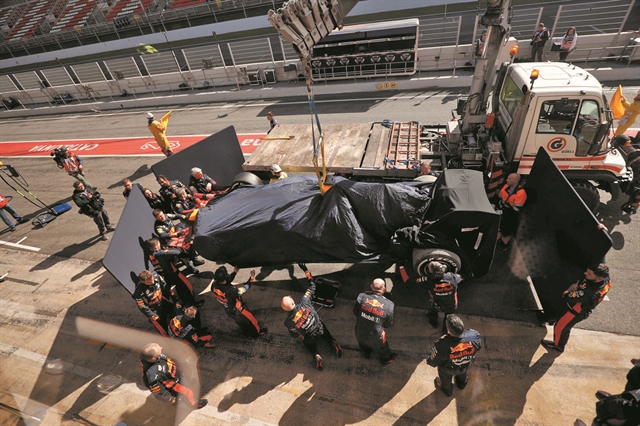 Προσφυγόπουλα στο Γεντί Κουλέ