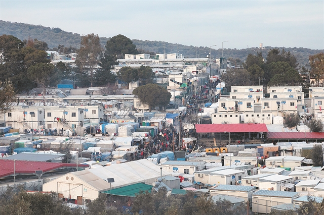 Αλαλούμ διαρκείας για τις κλειστές δομές