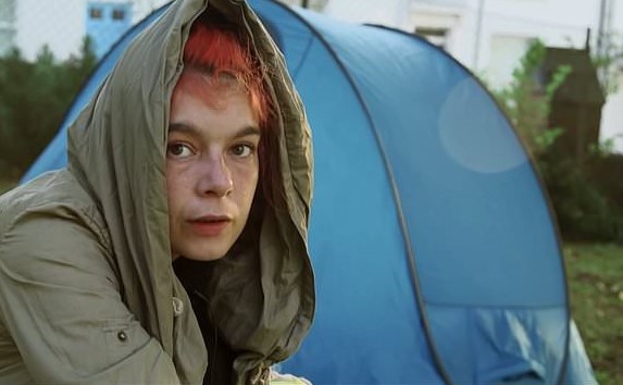 Αυτοκτόνησε η Paige Greenaway, η ζωή της είχε γίνει ντοκιμαντέρ στο BBC