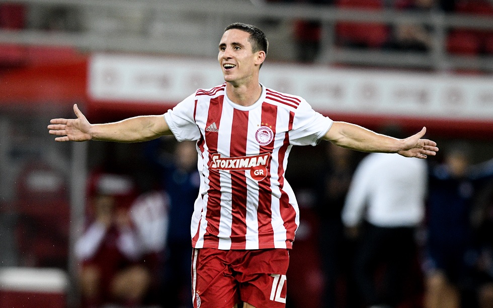 Ο Ποντένσε πανηγύρισε την πρόκριση του Ολυμπιακού σαν τον Ελ Αραμπί