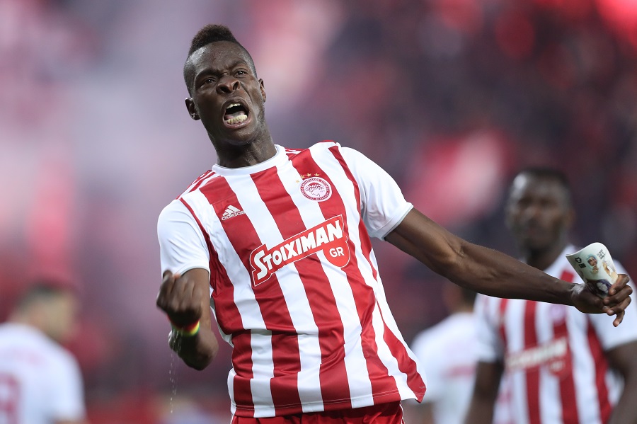 Στα ημιτελικά του Κυπέλλου με δύο γκολ του Σισέ και 3-1 για τον Ολυμπιακό (vids)