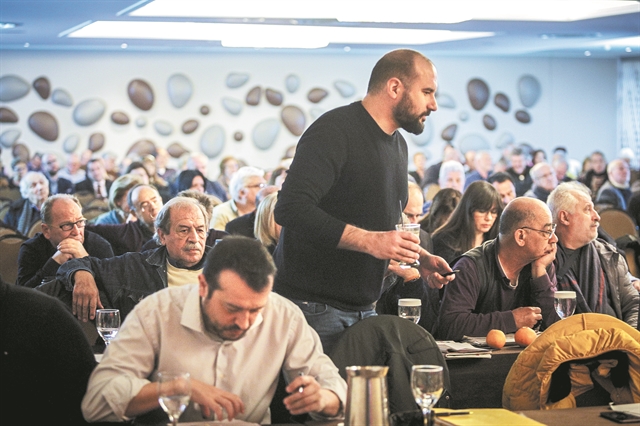 «Ιδεολογικός» πόλεμος διαρκείας