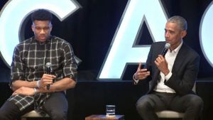 Γιατί ο Ομπάμα αποθέωσε τον Αντετοκούνμπο στο Σικάγο