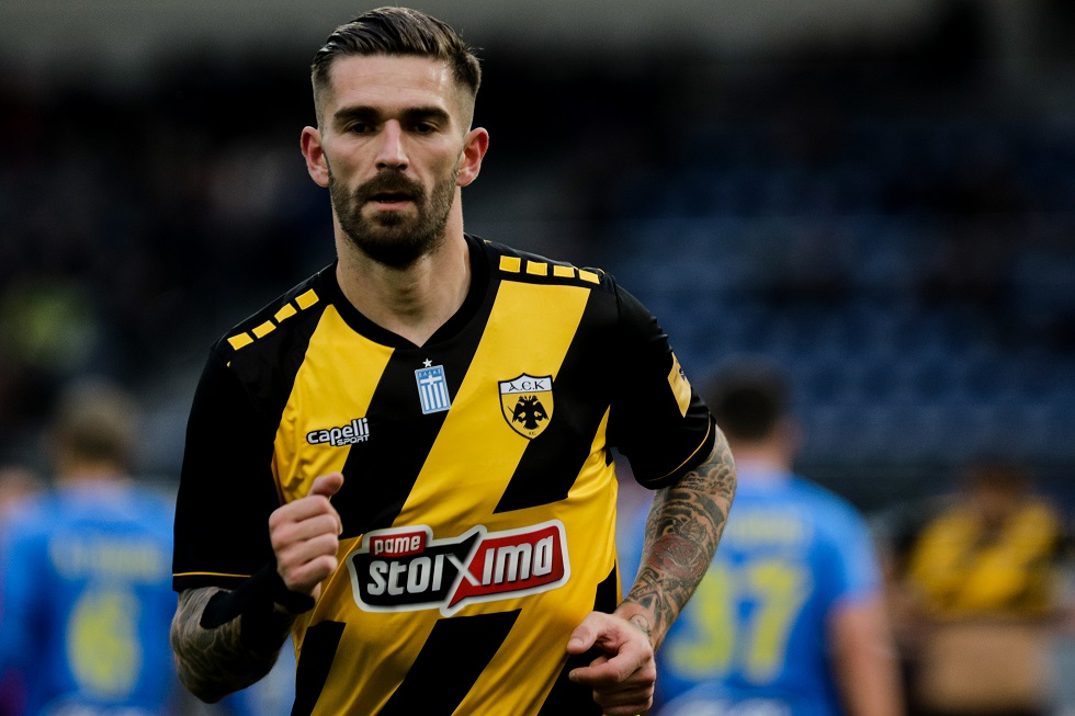 Λιβάγια : Συνεργάζομαι πολύ καλά με τον Αραούχο