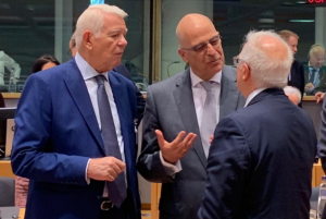 Συμβούλιο ΥΠΕΞ: Εμπάργκο όπλων στη Λιβύη με μέσα της ΕΕ