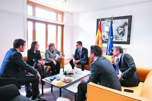 Στα «χαρακώματα» για τη μεσαία τάξη