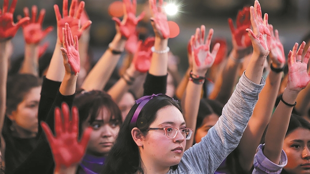 Αυξάνονται οι γυναίκες που καταγγέλλουν ενδοοικογενειακή βία
