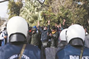 Σε 24ωρη επιφυλακή Αστυνομία και Λιμενικό