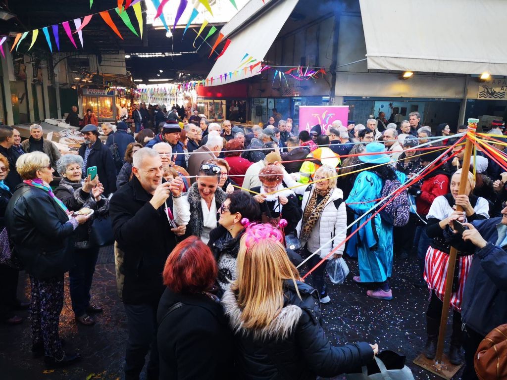 Με παραδοσιακό γλέντι γιόρτασε ο Δήμος Πειραιά την Τσικνοπέμπτη