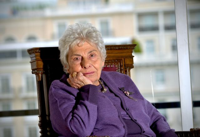 Κική Δημουλά : Σήμερα η κηδεία στη σπουδαία ποιήτρια