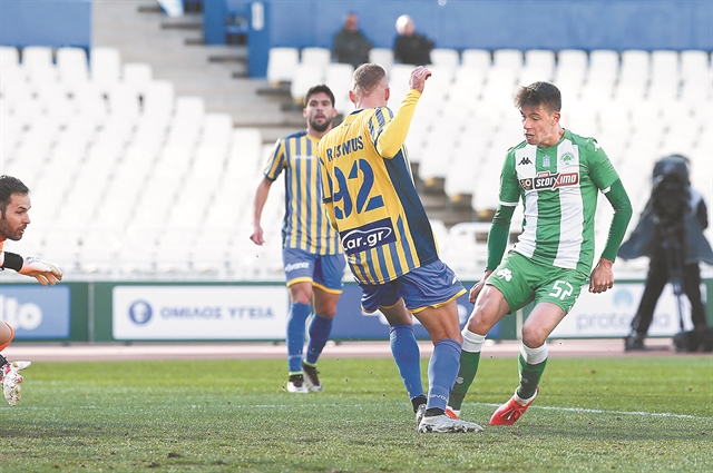 Το παίρνει πάνω του