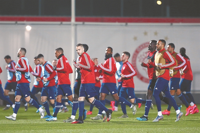 Κόντρα στη μοναδική αήττητη!