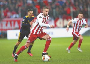 Φορτούνης, Ομάρ κυνηγούν Στολτίδη, Μήτρογλου