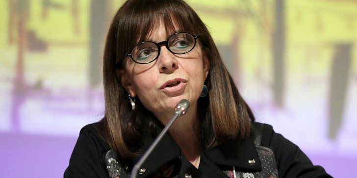 Με θρησκευτικό όρκο η ορκωμοσία της Αικατερίνης Σακελλαροπούλου