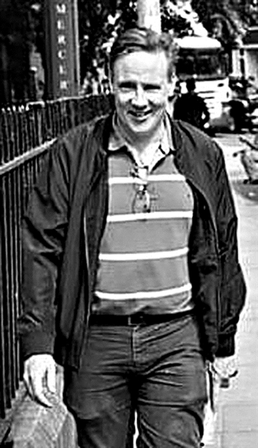 Θόρυβος δυό φτερών που ανοιγοκλείνουν