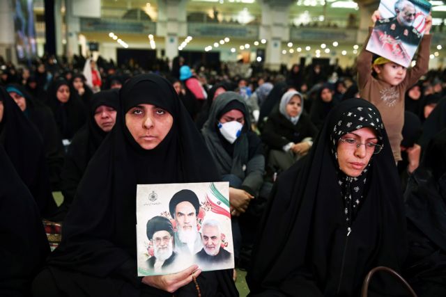 Stratfor : Οι ΗΠΑ δίνουν ώθηση στους σκληροπυρηνικούς της Τεχεράνης