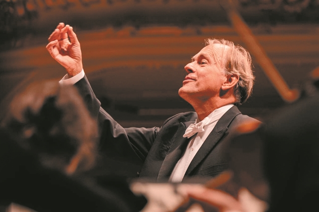 Μπετόβεν επί τρία