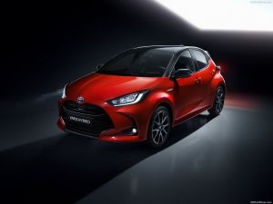 Toyota Yaris Hybrid: Τι καινούργιο μας φέρνει η νέα υβριδική εκδοχή του ιαπωνικού μοντέλου