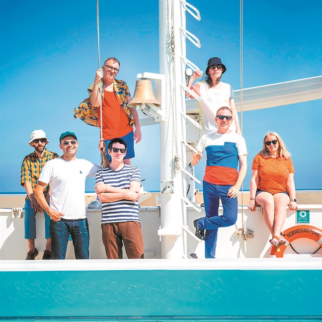 Και Belle and Sebastian στο Rockwave