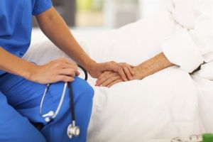 Ιωάννα Σιαφάκα: Εθνική απειλή η δραματική έλλειψη αναισθησιολόγων σε κρίσιμα πόστα του ΕΣΥ