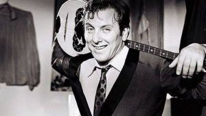 Κώστας Βουτσάς : Συγκίνηση για το θάνατο του σπουδαίου ηθοποιού και ανθρώπου