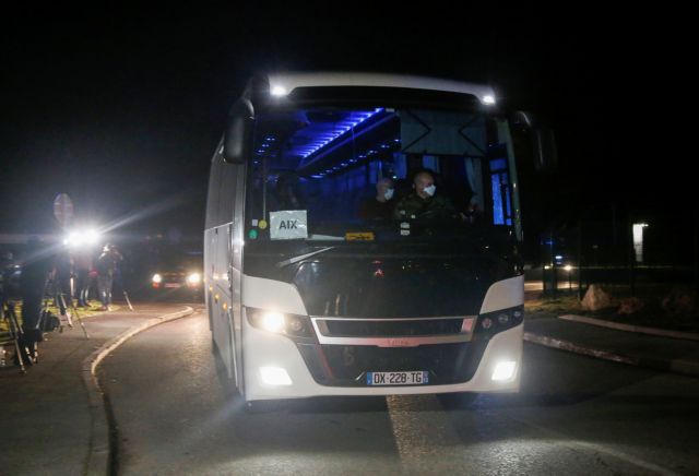 Κορωνοϊός: Η μαρτυρία του Ελληνα που μεταφέρθηκε από την Ουχάν στη Γαλλία