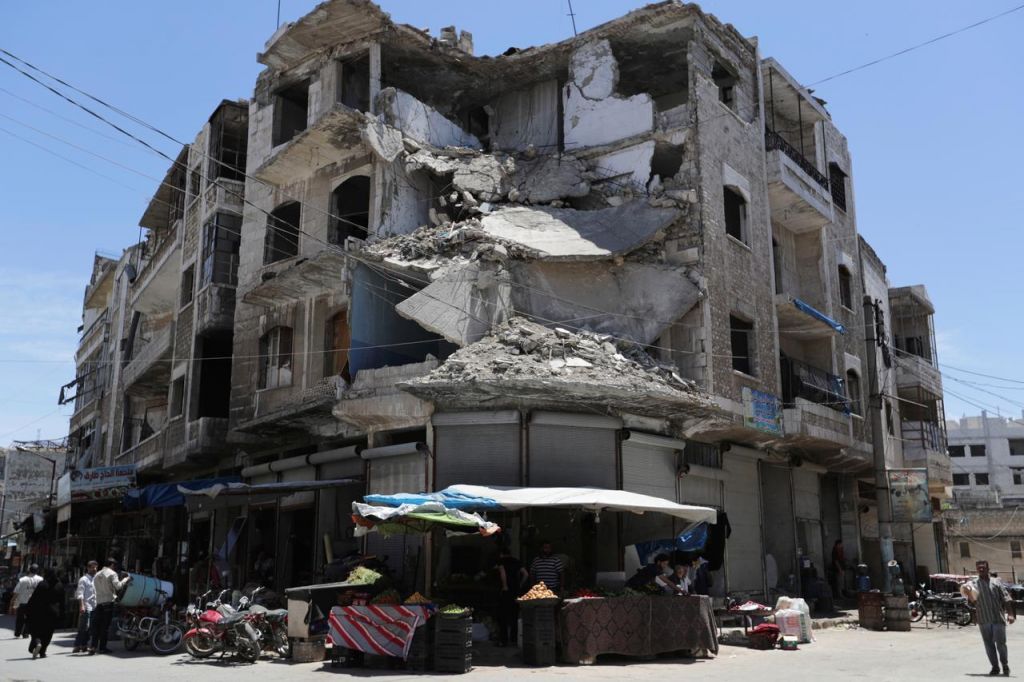 Ανάφλεξη στη Συρία: Προελαύνει ο Ασαντ στην Ιντλίμπ
