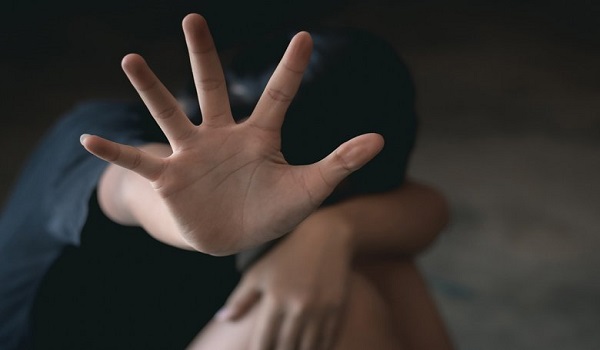 Ρόδος : Κάθειρξη 12 ετών σε 70χρονο κομμωτή για αποπλάνηση ανηλίκων