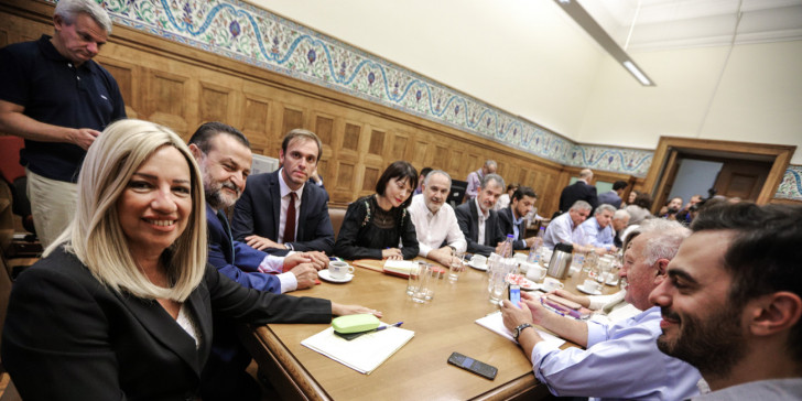 Έντονη αντιπαράθεση στο ΚΙΝΑΛ – Δείτε τον διάλογο