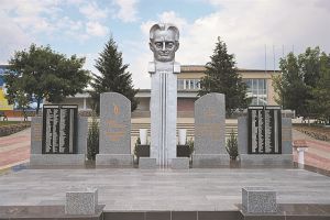 Η «άγνωστη» σφαγή των Ελλήνων στην Ουκρανία