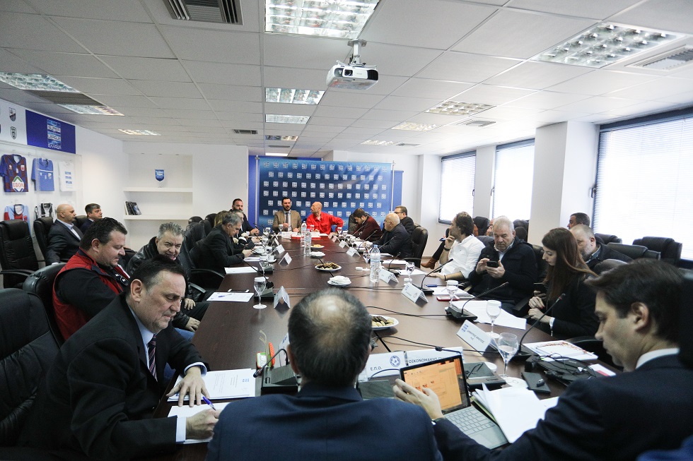 Ολυμπιακός: Αίτημα για ξένους διαιτητές σε όλα τα ματς αλλά και στο VAR