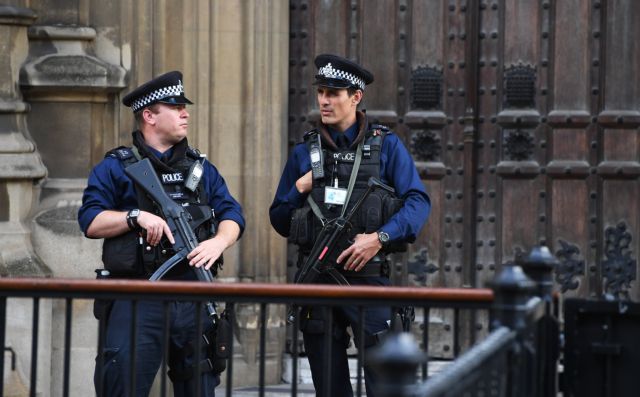 Επίθεση με μαχαίρι στο Λονδίνο: Παρακολουθούσε η Αστυνομία τον δράστη