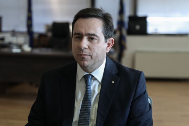 Στο MEGA τώρα ο Νότης Μηταράκης