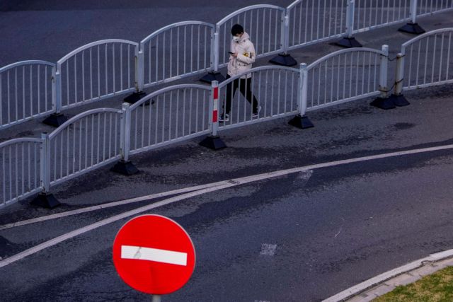 Κοροναϊός : Στους 427 οι νεκροί – Δρακόντεια μέτρα στην Κίνα κατά της εξάπλωσης της επιδημίας