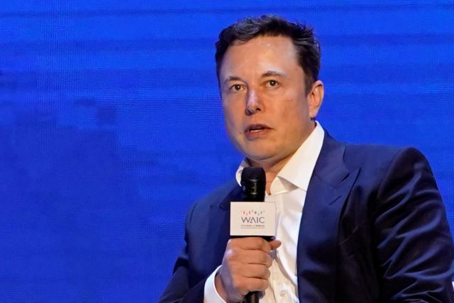 Η εκτόξευση της Tesla και η περιουσία του Ελον Μασκ