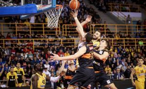 Κυπελλούχος η ΑΕΚ με υπογραφή Ζήση