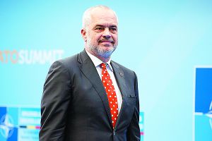 «Η ελληνική μειονότητα έχει τα ίδια δικαιώματα με όλους»