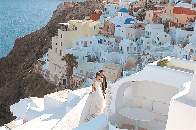 Ο αμερικανός πρεσβευτής στο νέο αεροπλάνο…