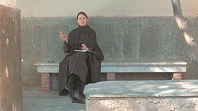 Athens Fashion Film Festival: η Τζούλιαν Μουρ στην ταινία του Λούκα Γκουαντανίνο