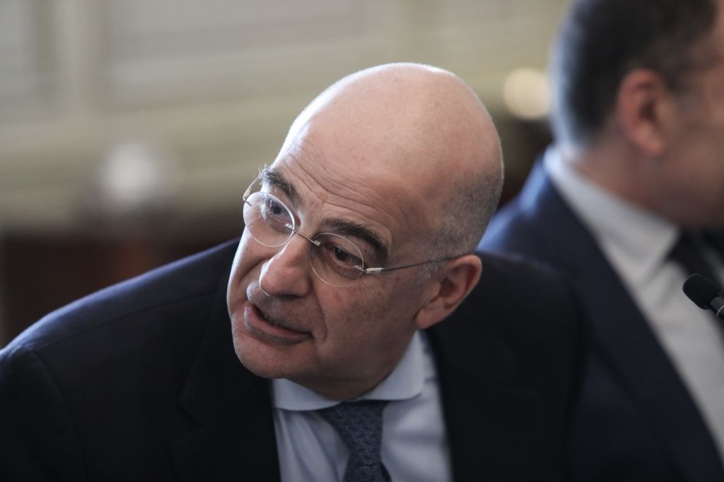 Προσφυγικό: Έκτακτη σύγκληση του Συμβουλίου ΥΠΕΞ της ΕΕ ζητά ο Δένδιας