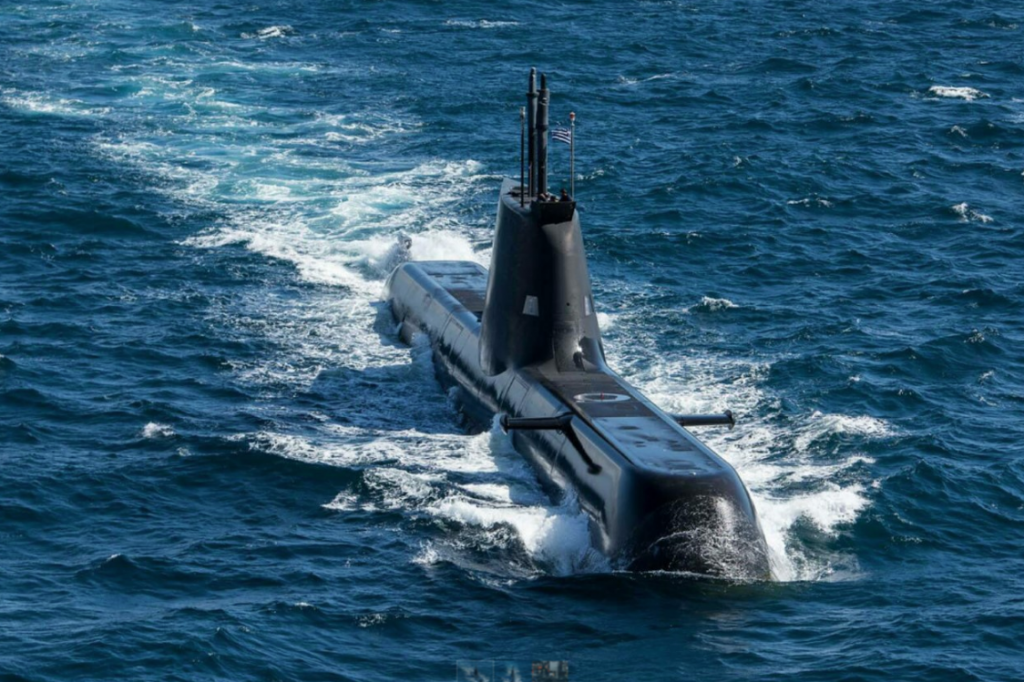 Βολές τορπίλης από το υποβρύχιο ΜΑΤΡΩΖΟΣ