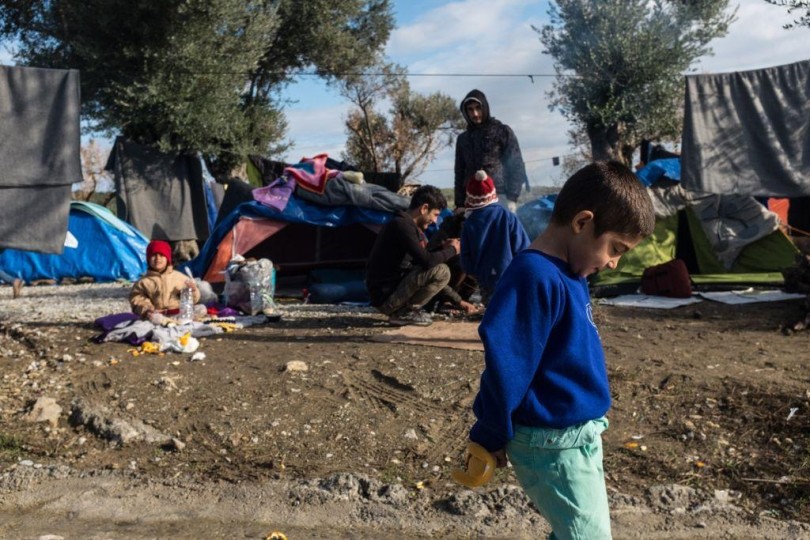 Ρεπορτάζ – κόλαφος της Zeit : Προσφυγόπουλα με σοβαρές ψυχικές διαταραχές στη Μόρια