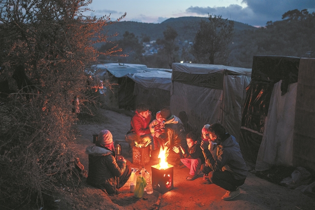 ΜΚΟ: Μαζί δεν κάνουμε και χώρια δεν μπορούμε