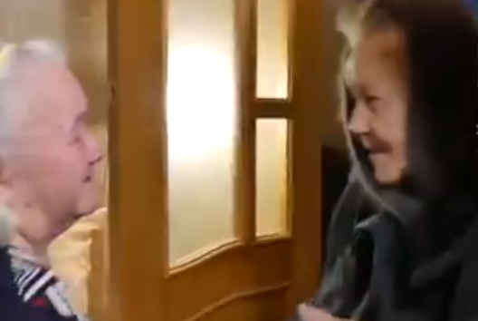 Ρωσία: Αδελφές ξαναβρέθηκαν μετά από 78 χρόνια – Είχαν χαθεί στη Μάχη του Στάλινγκραντ