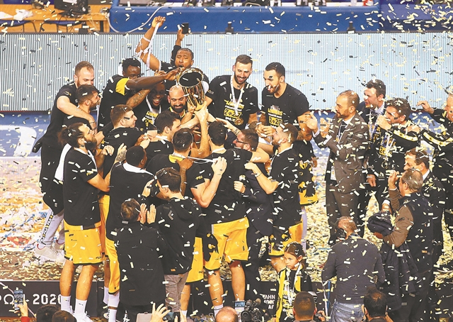 Βασίλισσα ξανά!